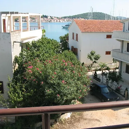 Apartment Rogoznica 9127b